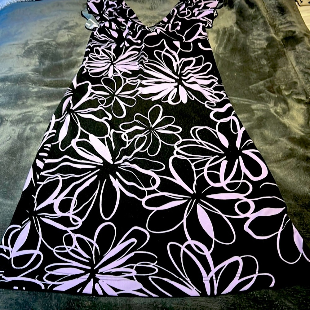 Women's, medium, black and pink dress.